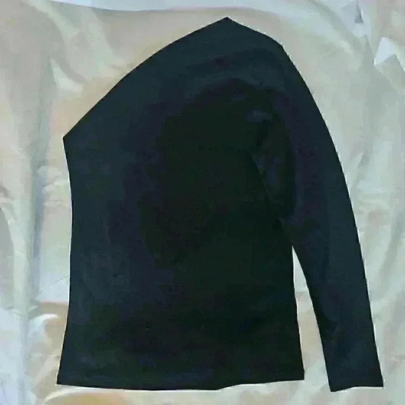 😍 New With Tags 😍 Banana Republic Cotton Modal One-Sleeve Top, Black, Size L - Picture 5 of 5
